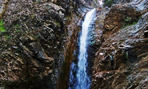 Millomeri Waterfall