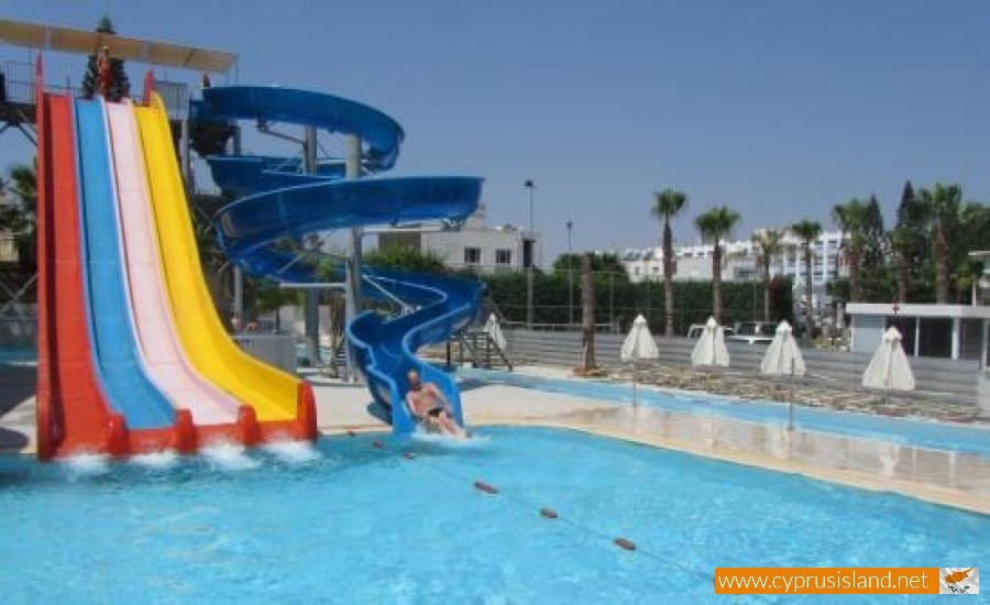 anastasia aquamania waterpark