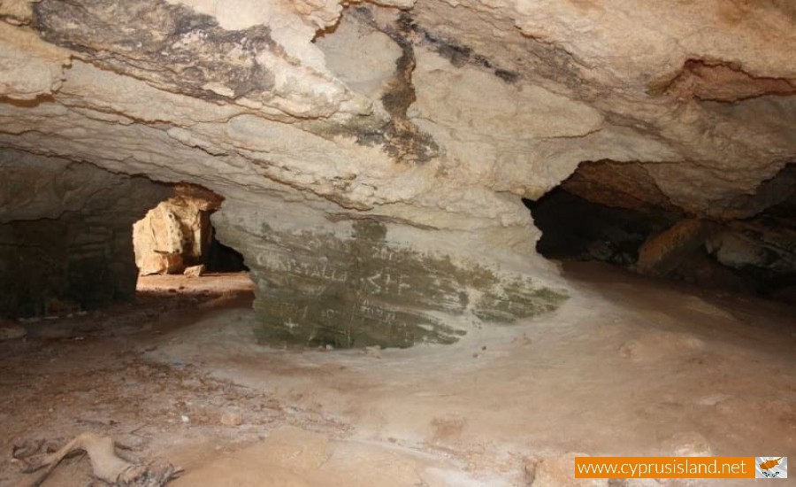 cyclops cave paralimni