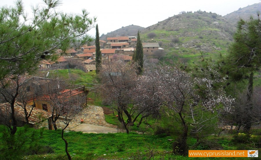 fikardou village