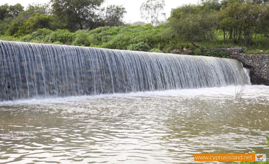 gialia river potamia