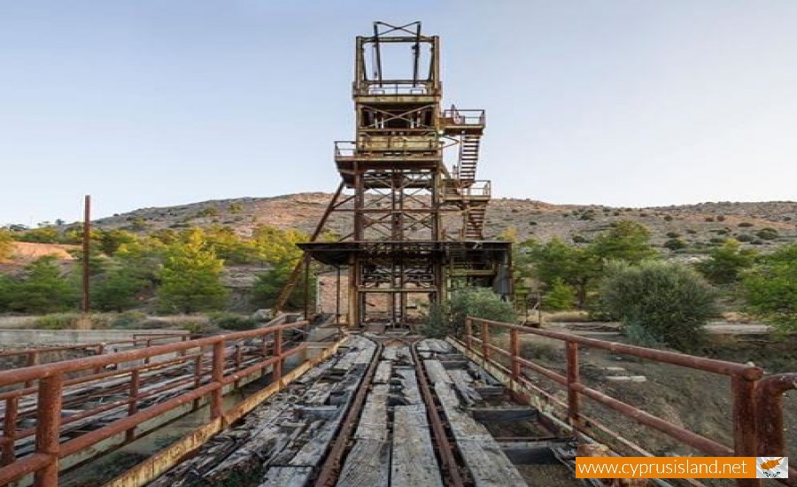 kokkinogia mine