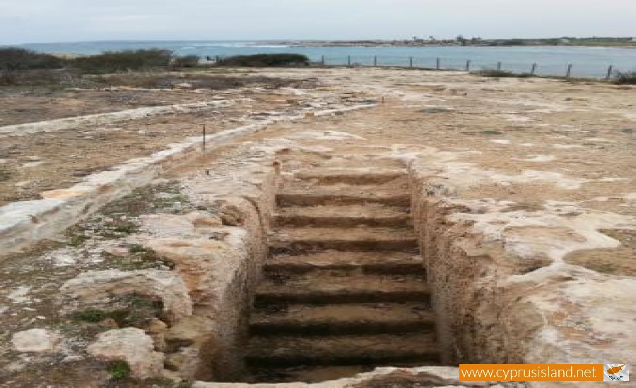 makronissos tomb