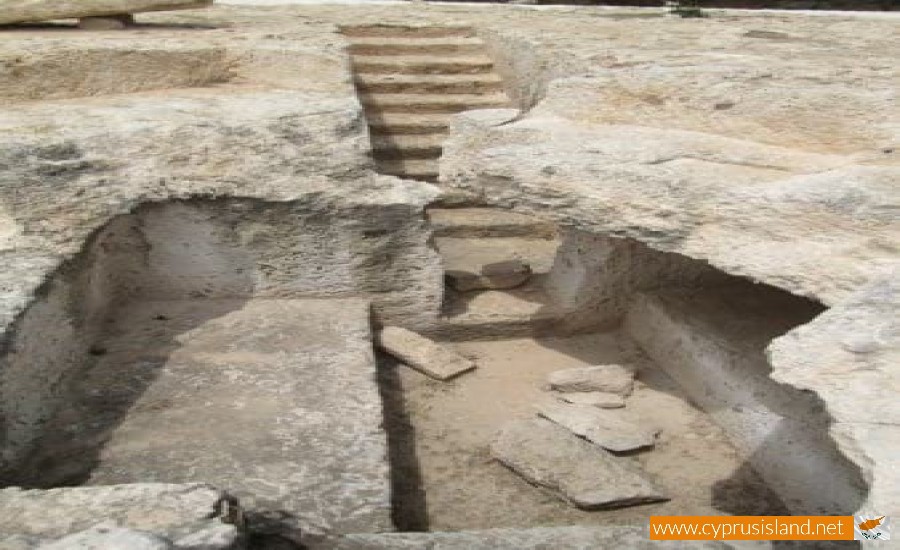 tombs makronissos