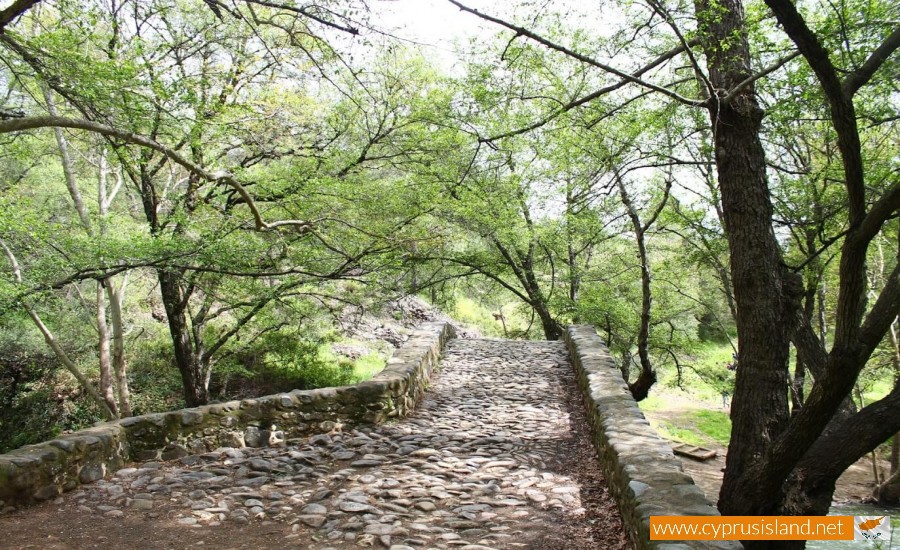 Tzelefos Bridge