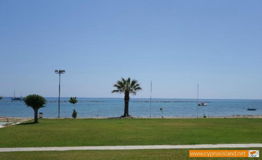 geroskipou beach paphos