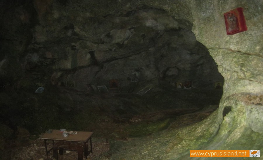 agioi saranta cave xylofagou