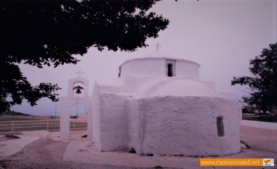 agios nikolaos chloraka